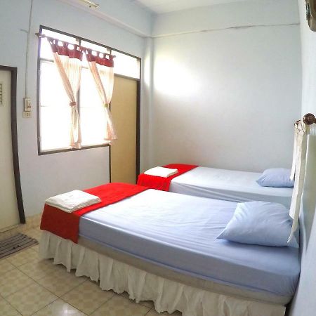 Fame Guesthouse Chumphon Dış mekan fotoğraf