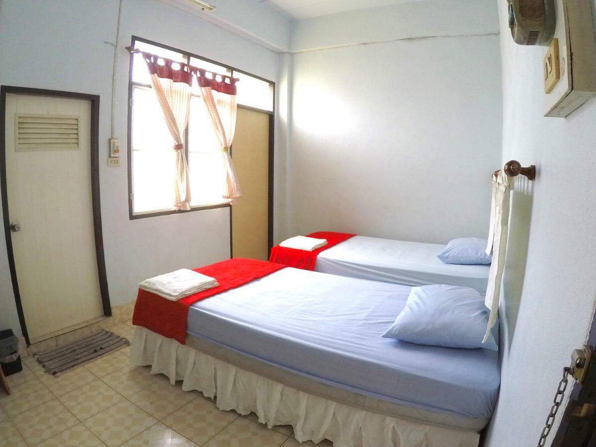 Fame Guesthouse Chumphon Dış mekan fotoğraf