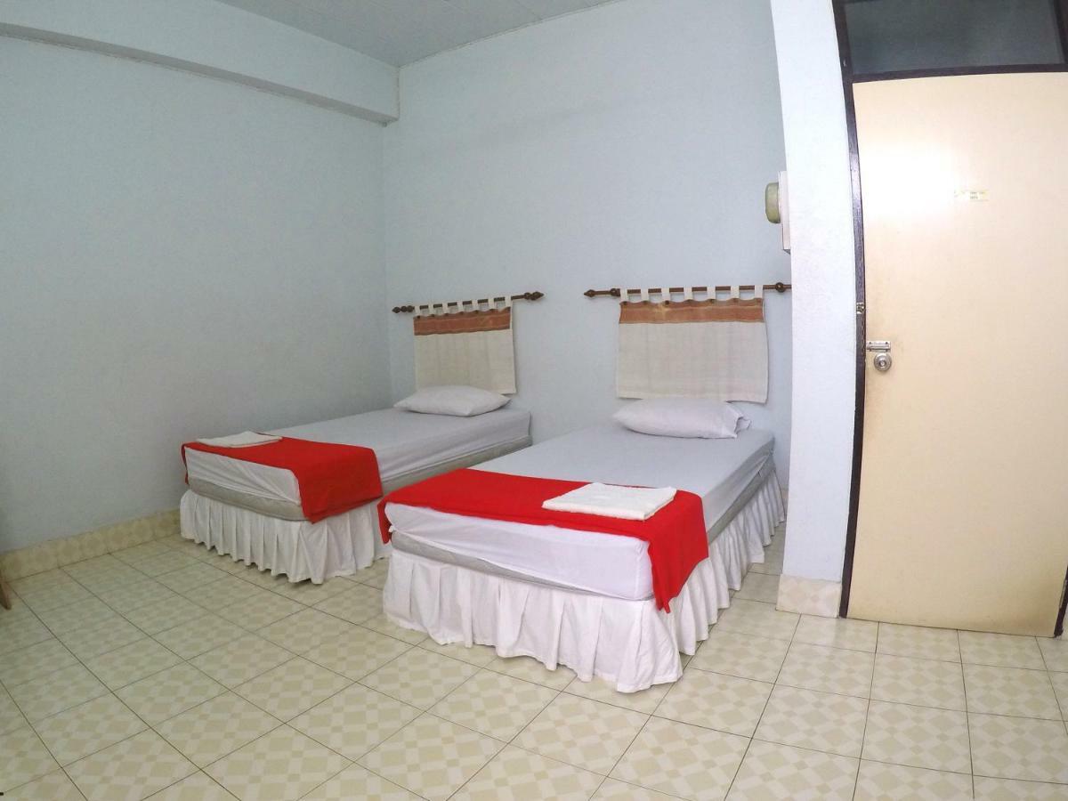 Fame Guesthouse Chumphon Dış mekan fotoğraf